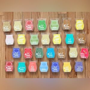 🆕 28 Scentsy wax bars 3.2oz